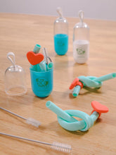 Load image into Gallery viewer, Reusable Silicone Drinking Straws with Case Pack of 4 (2 Blue cases and 2 White cases)